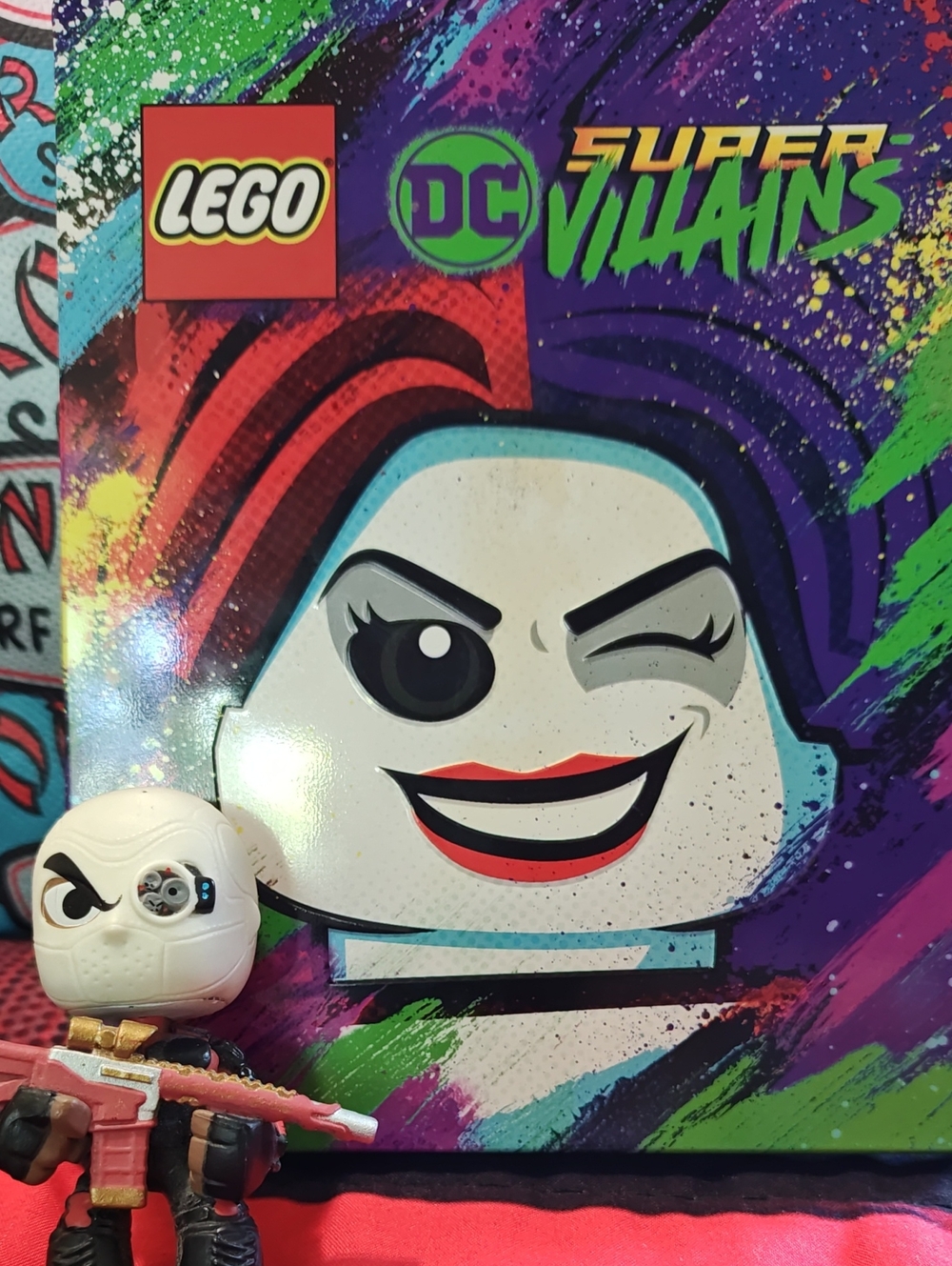 Funko Mystery Mini Masked Deadshot +LEGO DC Super-Villains SteelBook Case Bundle